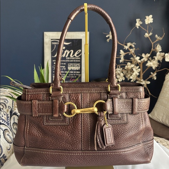 Coach Handbags - Vintage Coach 2006 Hamptons Leather Satchel